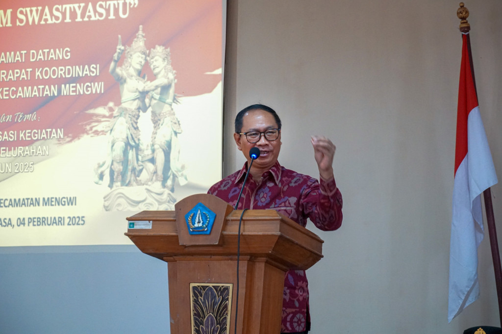 Wabup Suiasa Hadiri Rakor Sinkronisasi Kegiatan Desa/Kelurahan se-Kecamatan Mengwi